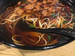 -香山胡记吴江路生煎(灵山路店)