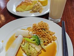 -肇庆国际大酒店(七星岩星湖景区店)