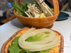 -椰子湾·海南火锅·糟粕醋·椰子鸡(正大广场店)