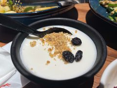 自制酸奶-耶里夏丽·丝路新疆菜·清真食品(徐汇南丹东路臻选店)