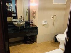 -顺德君豪酒店(佛山容桂渔人码头店)