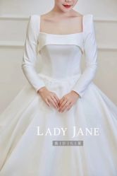 -Lady  Jane高端婚纱礼服馆