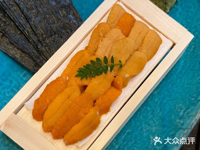 小山日本料理(万象城店)海胆刺身图片