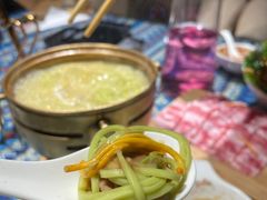 -慢丽江·云南野生菌土鸡锅(付家庄店)