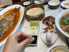 -梅利汴京烤鸭•开封豫菜地标店(东大街店)