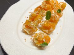 -鞍山大白鲨美食酒店