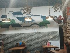 大堂-冯记白土岗辣子鸡