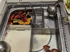 猪肚鸡汤锅-海底捞火锅(高新万达店)