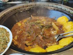 -铁锅炖灶台鱼老三炖鱼馆