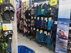 -迪卡侬(高新万达店)