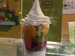-三佰瑞冻酸奶(凯德MALL店)