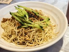 -肥肥虾庄·金牌油焖大虾(首义路店)