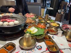 -草家酱蟹炭火烤肉店(珲春南路一店)