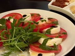 -卡佩罗意大利餐厅及酒吧Al Cappello Trattoria