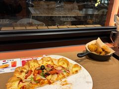 -必胜客(上海华谊新所店)