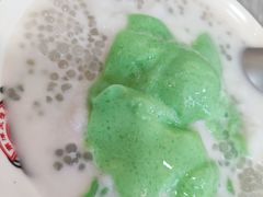 -海口骑楼小吃街