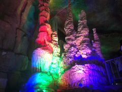 -泰安地下龙宫景区