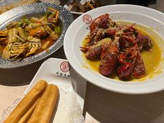 -叶派龙虾•招牌香辣蟹·海鲜(中海国际店)
