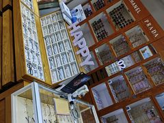 -沪睛眼镜蔡司官方授权店(金桥佳林路店)