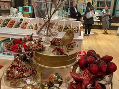 -The Diamond Jubilee Tea Salon at Fortnum & Mason