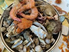 -鑫渔港海鲜本地菜·山海关浑锅(东戴河店)