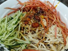 -牛一嘴·兰州牛肉面·大盘鸡(财富中心店)