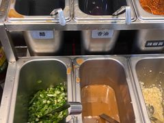 -成都你六姐·牛肉冒菜(上海环宇荟店)