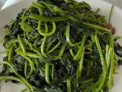 -辉记虾塘海鲜农庄