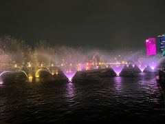 -秋水广场