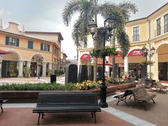 -佛罗伦萨小镇广佛名品奥特莱斯(疏港路店)