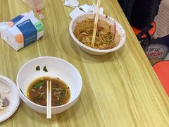 -黑八私房老北京炸酱面