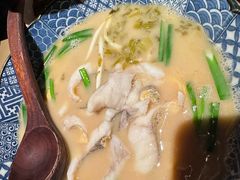 -荣家黄鱼面(前滩太古里店)