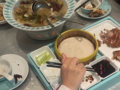 -姚姚酸菜鱼·金戈戈香港豉油鸡(喜荟城联名店)
