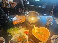 -大头虾越式风味餐厅(光明广场店)