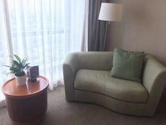 -上海浦东康桥绿地假日酒店