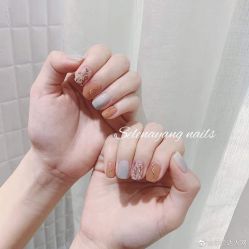 -夏花美甲美睫