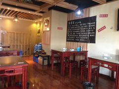 大堂-聚首堂·特色小吃·肘子(什刹海德胜门店)