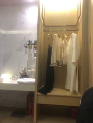 -香港倾城国际·美容美体中心