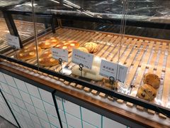 -Dough&Joe团憩(瑞虹天地月亮湾店)