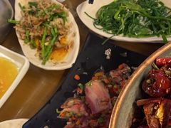 -隔壁老王·家常云南菜(花巷店)