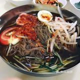 之前是一对韩国夫妻开的