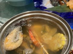 -海鲨湾海鲜会馆(百家湖1912店)