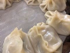 -布尔津河堤夜市