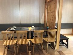 等位区-许府牛火锅(信义坊总店)