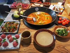 -贵厨酸汤牛肉(汇金星力城店)