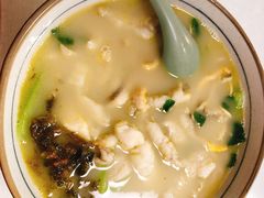 招牌黄鱼面-明呈黄鱼面馆(斜土路店)