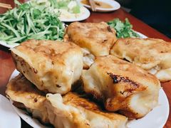 -宝瑞门钉肉饼店