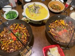 -富正毅三下锅·湘西韵味(天门山索道店)