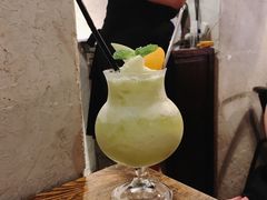 青蘋果蜜桃沙冰-layback cafe & bar