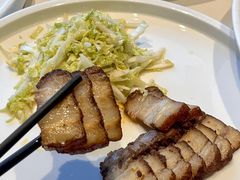 -洞庭洲·防空洞火锅·烧烤·铜锅涮肉(新百广场店)